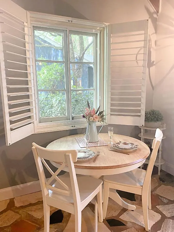 Casa vacanze The Romantic Pink English Cottage At Tamborine Mountain